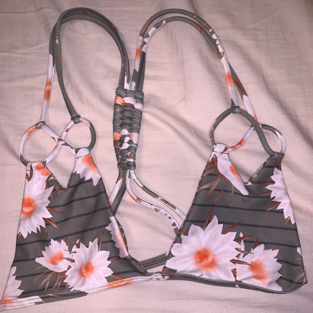 ❌SOLD❌ Acacia Thailand Top in Tiger